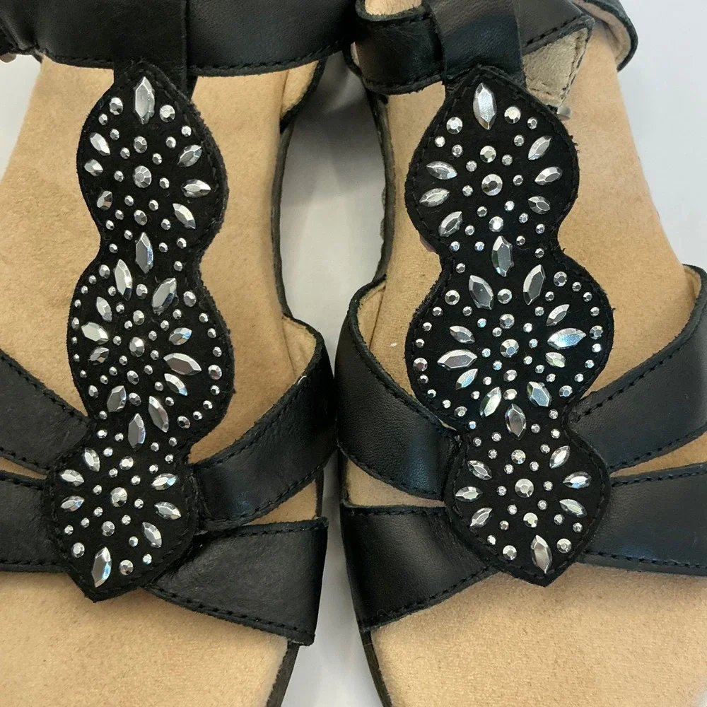 Soul Naturalizer Beauty Black Leather Rhinestone T-Strap Sandals Womens 8M - Picture 7 of 7